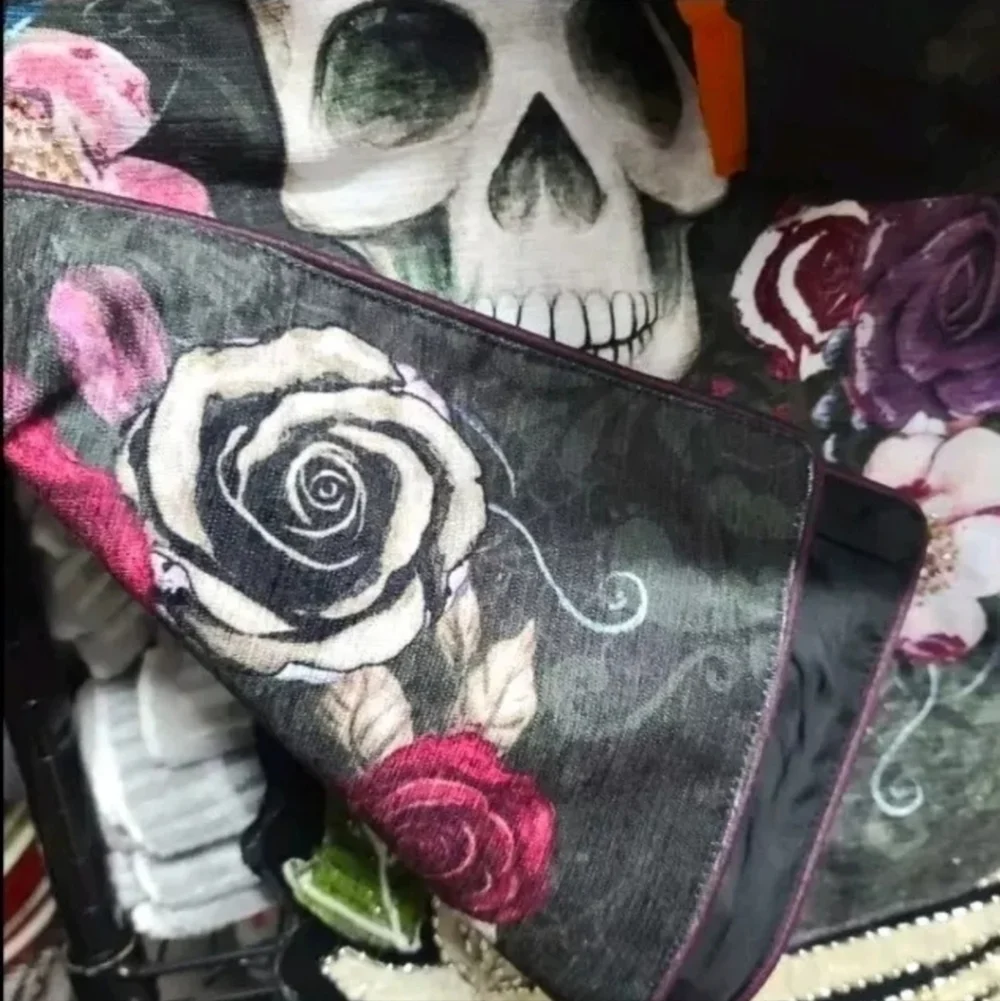 Tahari new tags